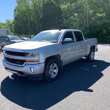 Silver Ice Metallic 2018 Chevrolet Silverado 1500 LT