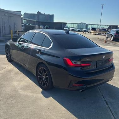 2019 BMW 330 i xDrive