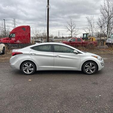2016 Hyundai ELANTRA Limited