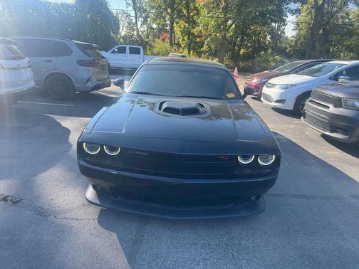 2016 Dodge Challenger R/T Scat Pack