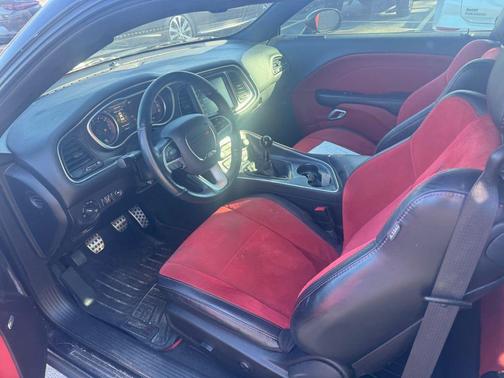 2016 Dodge Challenger R/T Scat Pack