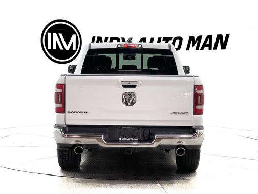 Bright White Clearcoat 2020 RAM 1500 Laramie