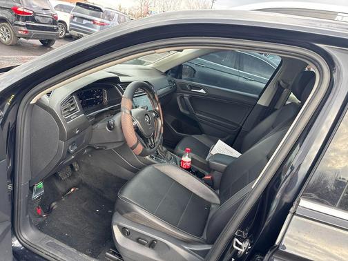 2019 Volkswagen Tiguan 2.0T SEL