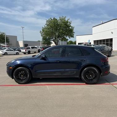 2018 Porsche Macan Base