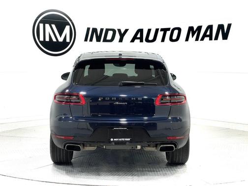2018 Porsche Macan Base