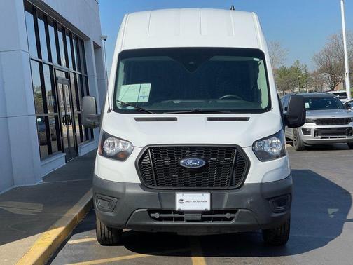 2022 Ford Transit-250 Base