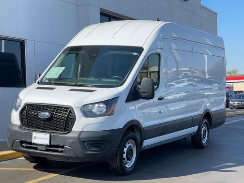 2022 Ford Transit-250 Base