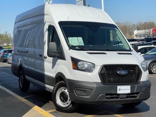 2022 Ford Transit-250 Base