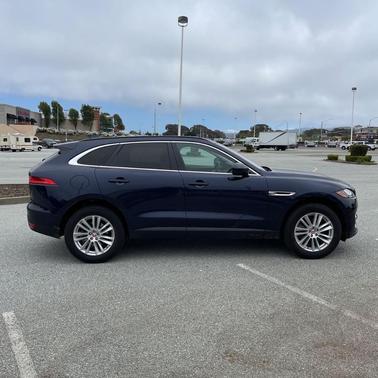 2018 Jaguar F-PACE 30t Prestige