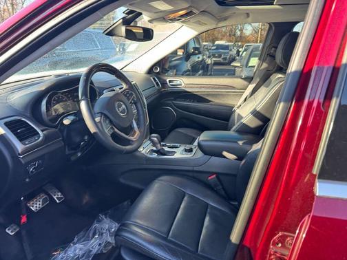 2017 Jeep Grand Cherokee Summit