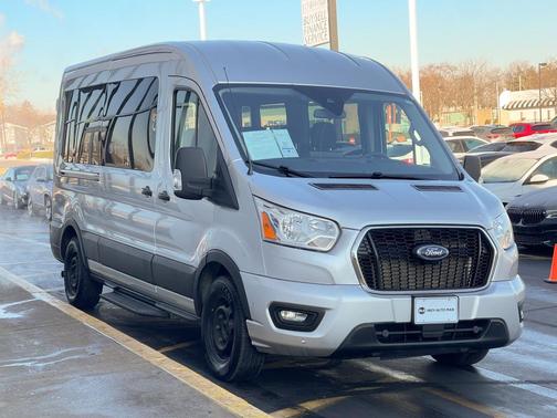 2022 Ford Transit-350 XLT