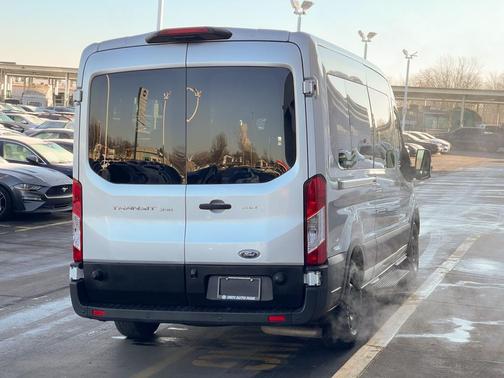 2022 Ford Transit-350 XLT