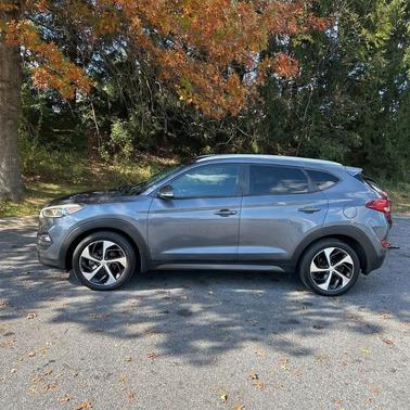 2016 Hyundai TUCSON Sport