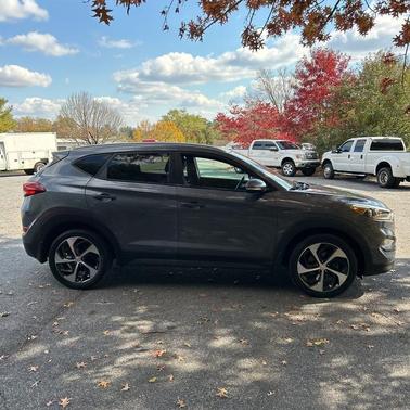 2016 Hyundai TUCSON Sport