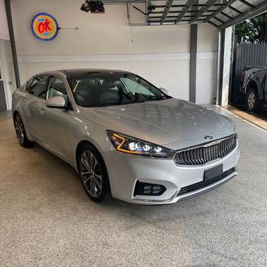2018 Kia Cadenza Technology