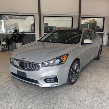 2018 Kia Cadenza Technology