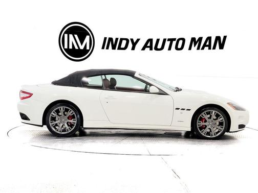 2017 Maserati GranTurismo Base
