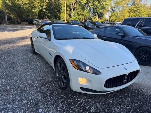 2017 Maserati GranTurismo Base