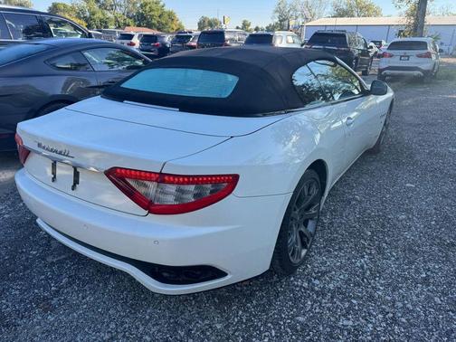 2017 Maserati GranTurismo Base