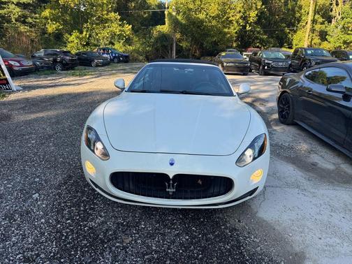 2017 Maserati GranTurismo Base