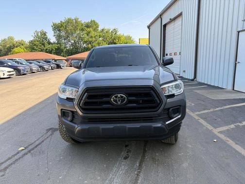 2022 Toyota Tacoma SR5
