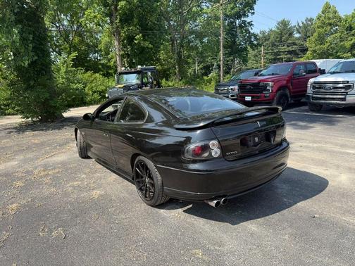 2004 Pontiac GTO
