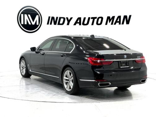2018 BMW 750 i
