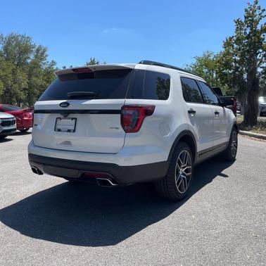 2017 Ford Explorer sport