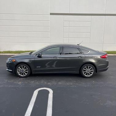 2018 Ford Fusion Energi SE Luxury