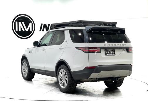 Fuji White 2018 Land Rover Discovery HSE