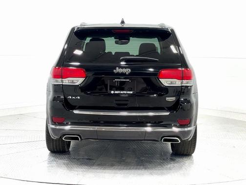 2019 Jeep Grand Cherokee Summit