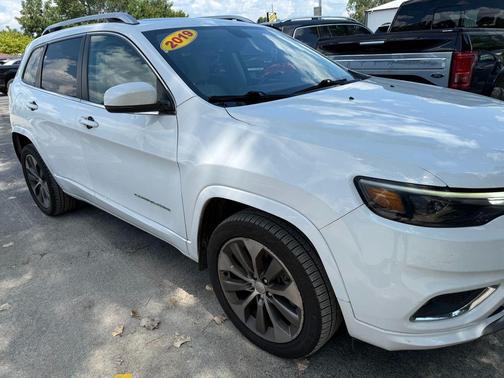 2019 Jeep Cherokee Overland