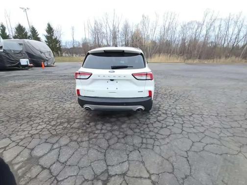2021 Ford Escape Titanium Hybrid