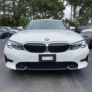 2019 BMW 330 i xDrive