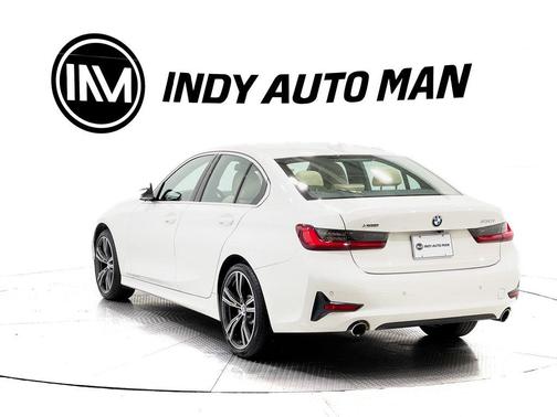 2019 BMW 330 i xDrive