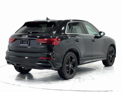 2021 Audi Q3 45 S line Premium
