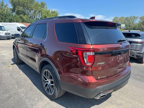 2016 Ford Explorer Sport