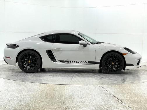 2018 Porsche 718 Cayman Base
