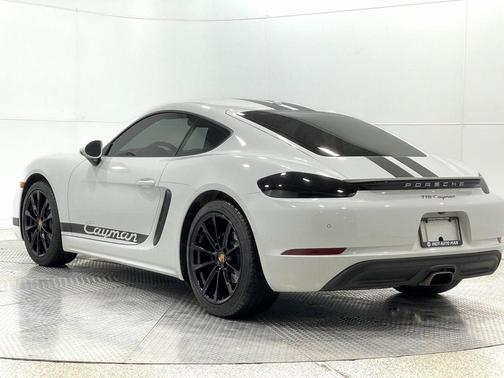 2018 Porsche 718 Cayman Base