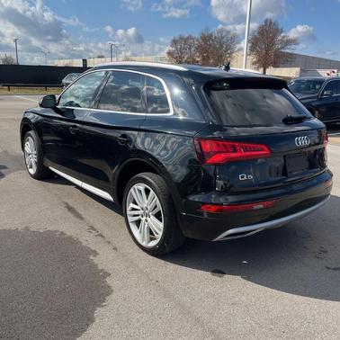 2020 Audi Q5 40 Premium Plus