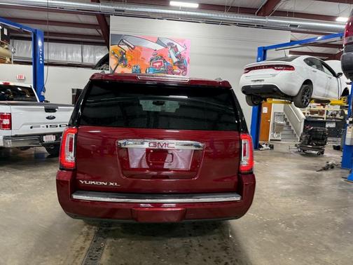 2016 GMC Yukon XL Denali