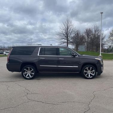 2017 Cadillac Escalade ESV Premium Luxury