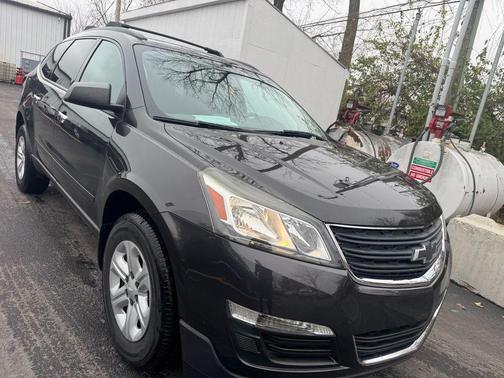 2017 Chevrolet Traverse LS