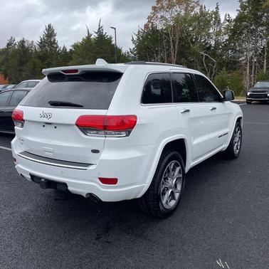 2020 Jeep Grand Cherokee Overland