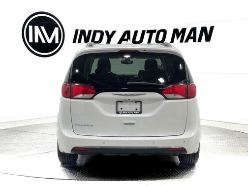 2018 Chrysler Pacifica Touring-L Plus