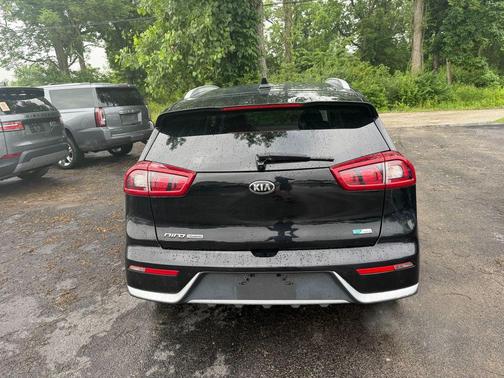 2017 Kia Niro Touring