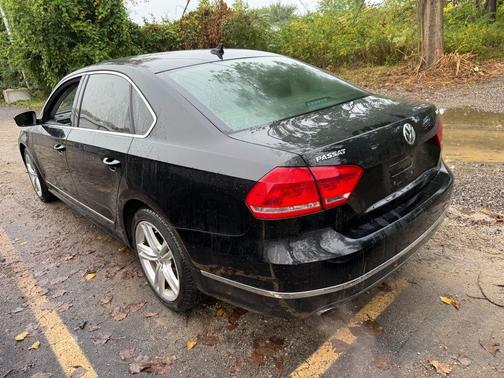 2015 Volkswagen Passat 1.8T Auto SE