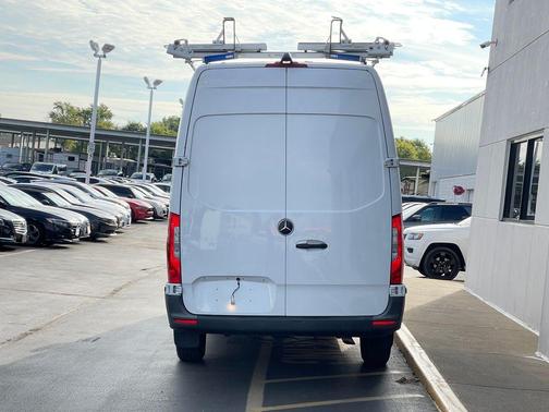 2022 Mercedes-Benz Sprinter 2500 170 WB