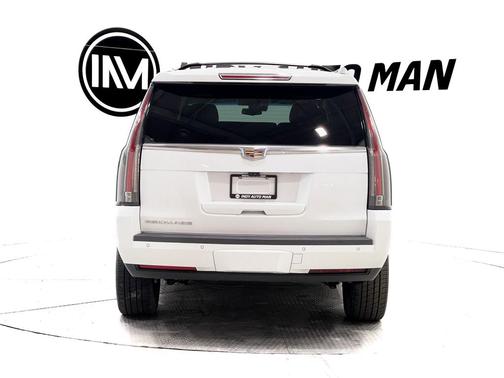 2019 Cadillac Escalade Luxury