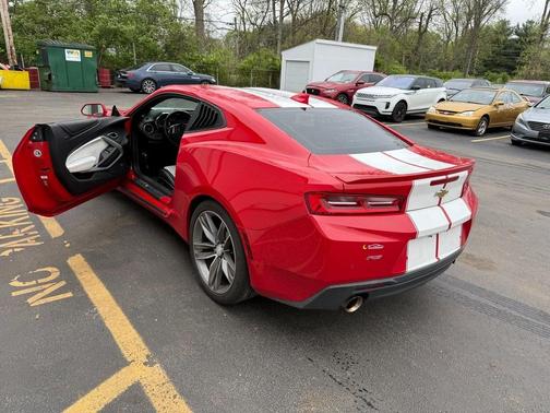 2017 Chevrolet Camaro 2LT